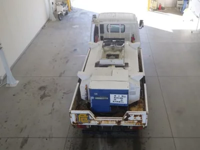 Toyota DYNA  с аукциона в Японии