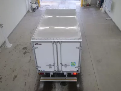 Isuzu ELF  с аукциона в Японии