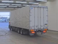 Nissan QUON лот № 4512 оценка 3.5  с аукциона в Японии 1