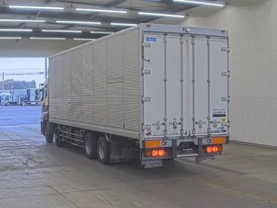 Nissan QUON  с аукциона в Японии