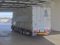 Nissan QUON лот № 4501 оценка 3.5  с аукциона в Японии 1