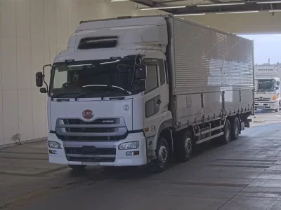 Nissan QUON  с аукциона в Японии