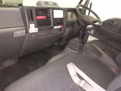 Isuzu ELF  с аукциона в Японии