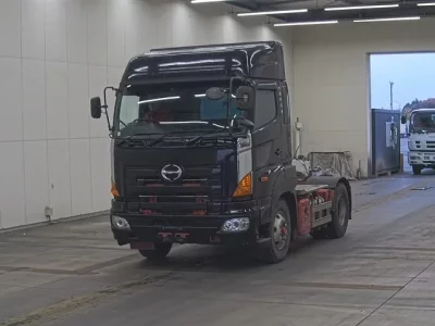 Hino TRUCK