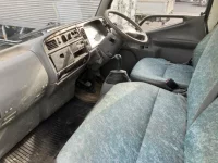 Mitsubishi CANTER лот № 1811 оценка RB  с аукциона в Японии 4