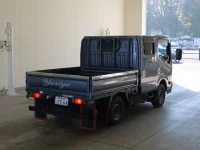 Nissan ATLAS лот № 1810 оценка R  с аукциона в Японии 1