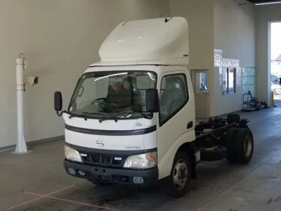 Hino DUTRO  с аукциона в Японии