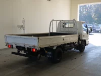 Isuzu ELF лот № 1818 оценка 3  с аукциона в Японии 1