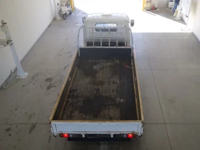 Isuzu ELF  с аукциона в Японии