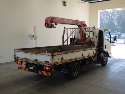 Isuzu ELF  с аукциона в Японии