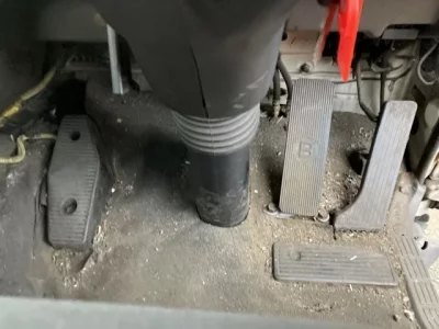 Isuzu FORWARD  с аукциона в Японии