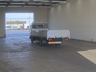 Isuzu FORWARD  с аукциона в Японии