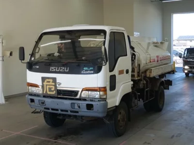Isuzu ELF  с аукциона в Японии