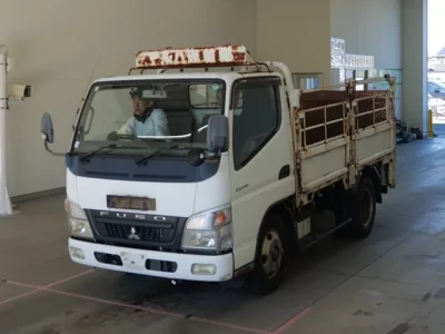 Mitsubishi CANTER  с аукциона в Японии