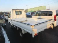 Mazda BONGO лот № 9005 оценка ***  с аукциона в Японии 1