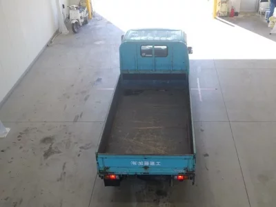 Toyota DYNA  с аукциона в Японии