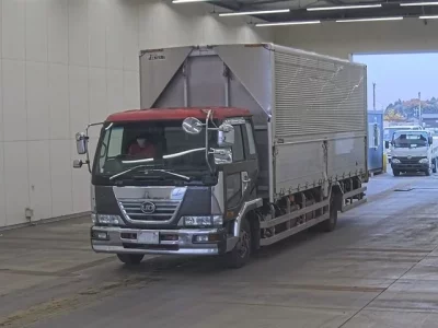 Nissan TRUCK  с аукциона в Японии