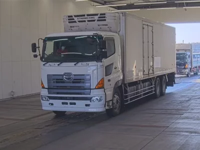 Hino PROFIA  с аукциона в Японии