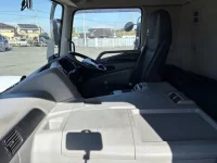 Mitsubishi SUPER GREAT лот № 4572 оценка 3.5  с аукциона в Японии 4