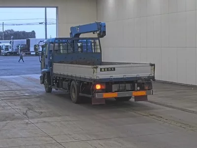 Isuzu FORWARD  с аукциона в Японии