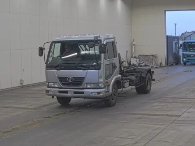 Nissan CONDOR  с аукциона в Японии