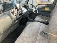 Mitsubishi CANTER лот № 1885 оценка R  с аукциона в Японии 4