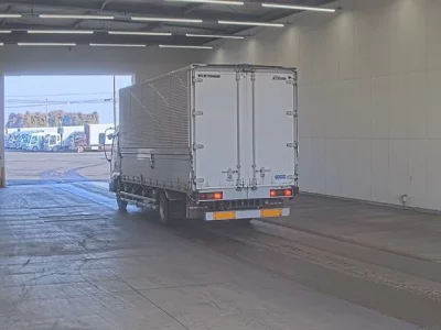 Isuzu FORWARD  с аукциона в Японии