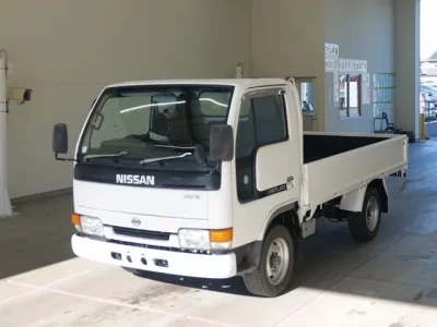 Nissan TRUCK  с аукциона в Японии