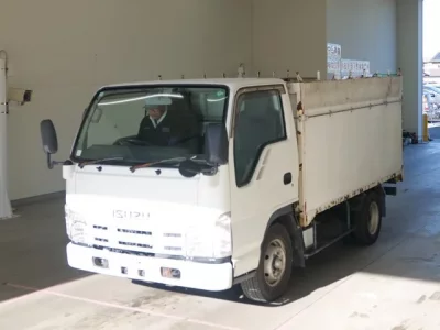 Isuzu ELF  с аукциона в Японии