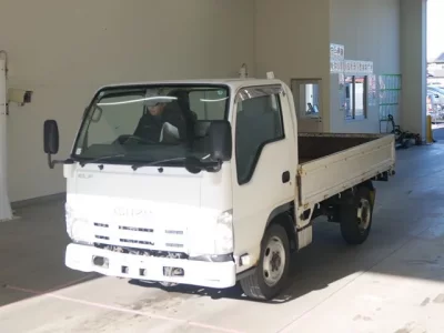 Isuzu ELF  с аукциона в Японии