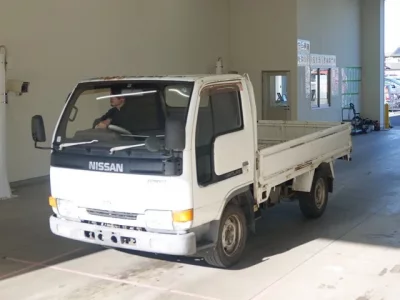 Nissan ATLAS  с аукциона в Японии