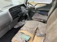 Mitsubishi CANTER лот № 1944 оценка RB  с аукциона в Японии 3