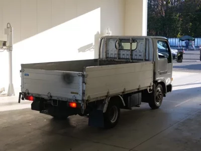 Nissan ATLAS  с аукциона в Японии