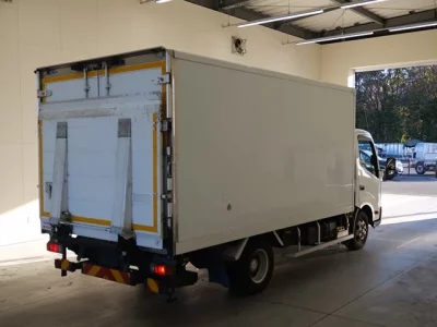 Hino DUTRO  с аукциона в Японии