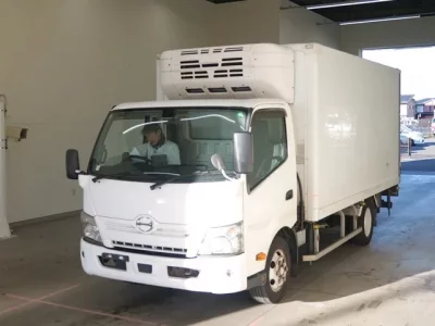 Hino DUTRO  с аукциона в Японии