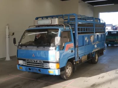Mitsubishi CANTER  с аукциона в Японии