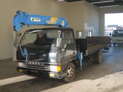 Mitsubishi CANTER  с аукциона в Японии