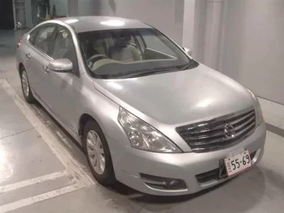 Nissan TEANA