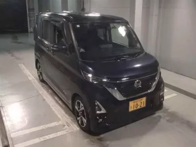 Nissan ROOX  с аукциона в Японии