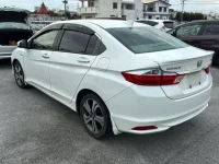 Honda GRACE лот № 25034 оценка 3.5  с аукциона в Японии 3