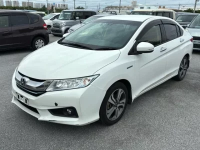 Honda GRACE  с аукциона в Японии