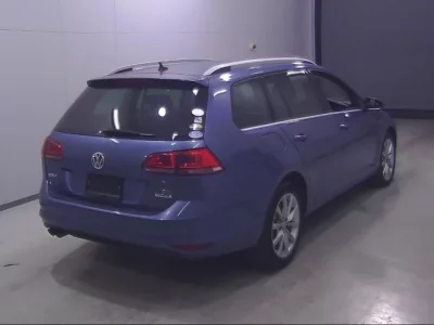 Volkswagen GOLF VARIANT