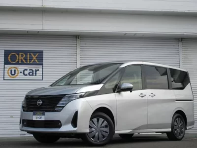 Nissan SERENA  с аукциона в Японии