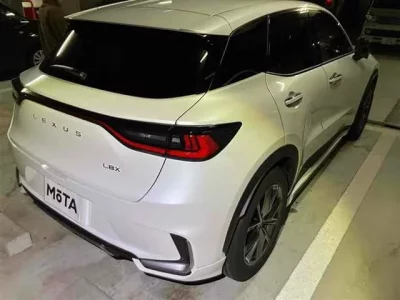 Lexus LBX