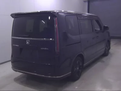 Honda STEP WAGON  с аукциона в Японии