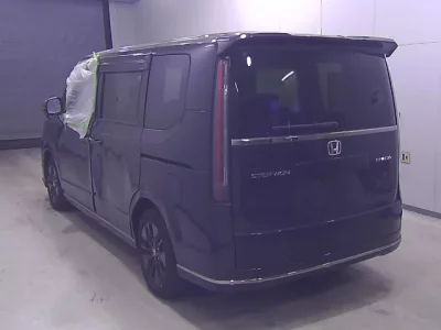 Honda STEP WAGON  с аукциона в Японии
