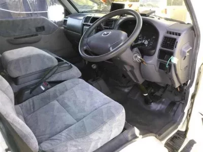 Mazda BONGO  с аукциона в Японии