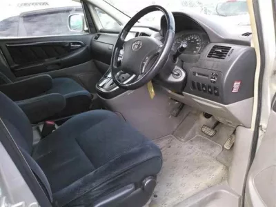 Toyota ALPHARD  с аукциона в Японии