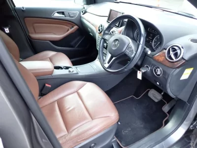 Mercedes-Benz B CLASS