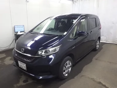 Honda FREED  с аукциона в Японии